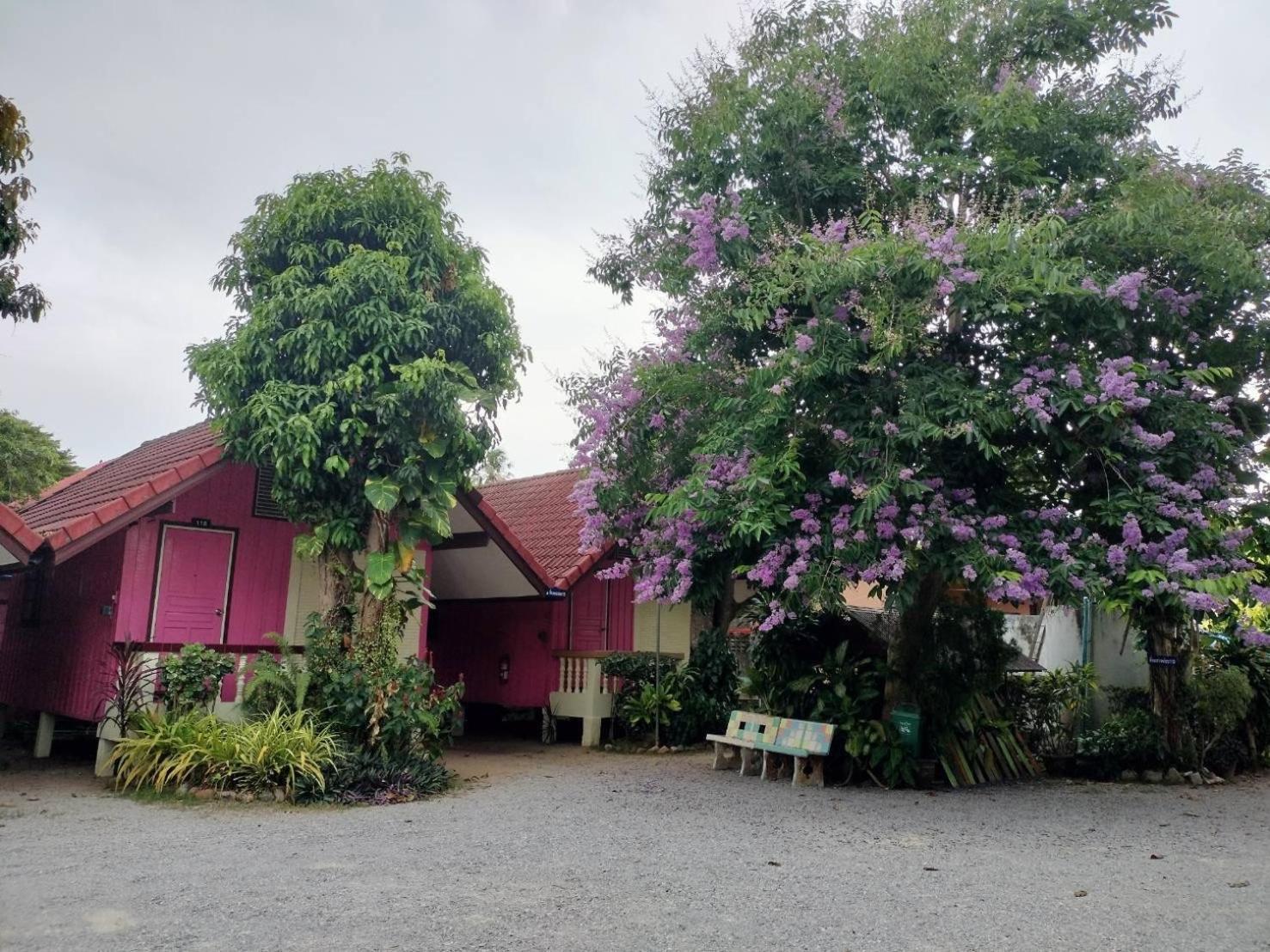 Haad Somboon House Otel Bang Saphan Dış mekan fotoğraf
