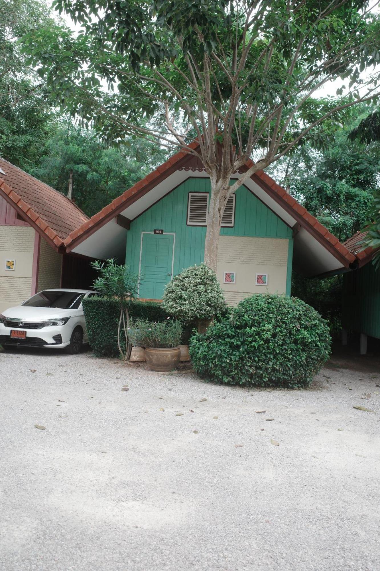 Haad Somboon House Otel Bang Saphan Dış mekan fotoğraf
