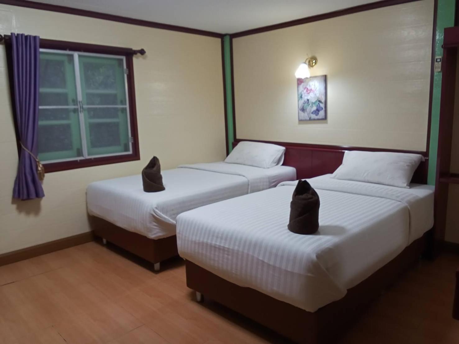 Haad Somboon House Otel Bang Saphan Dış mekan fotoğraf