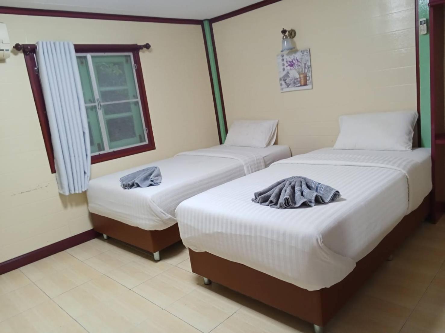 Haad Somboon House Otel Bang Saphan Dış mekan fotoğraf