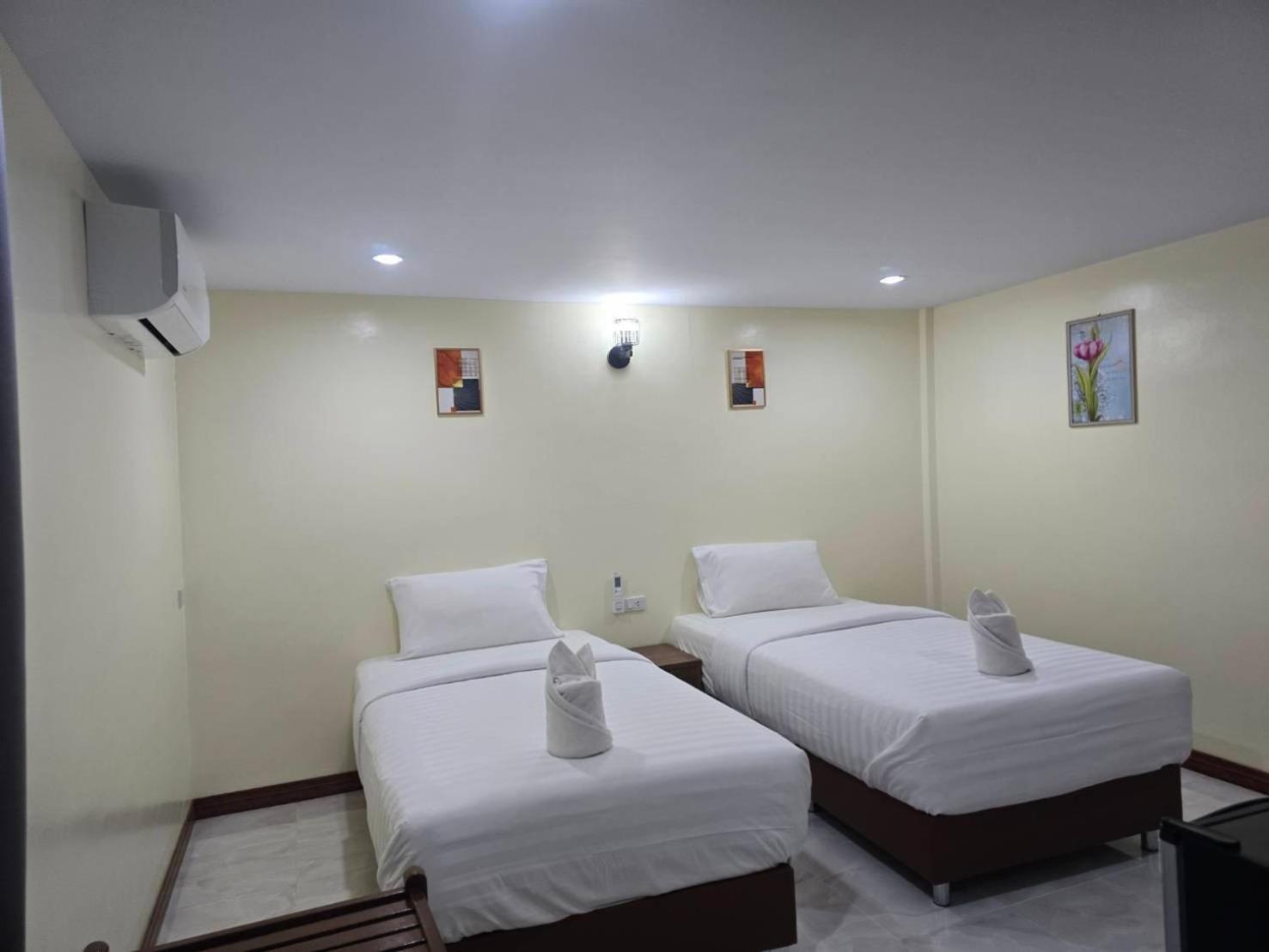 Haad Somboon House Otel Bang Saphan Dış mekan fotoğraf