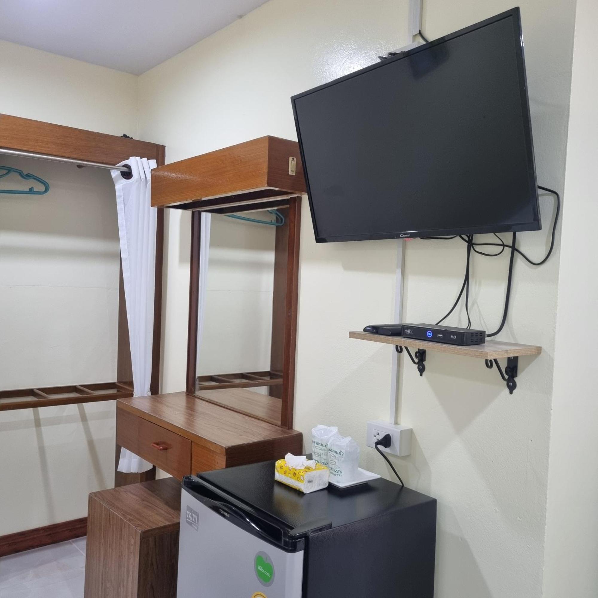 Haad Somboon House Otel Bang Saphan Dış mekan fotoğraf