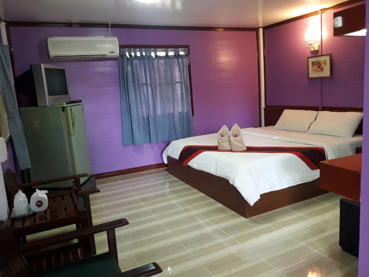 Haad Somboon House Otel Bang Saphan Dış mekan fotoğraf