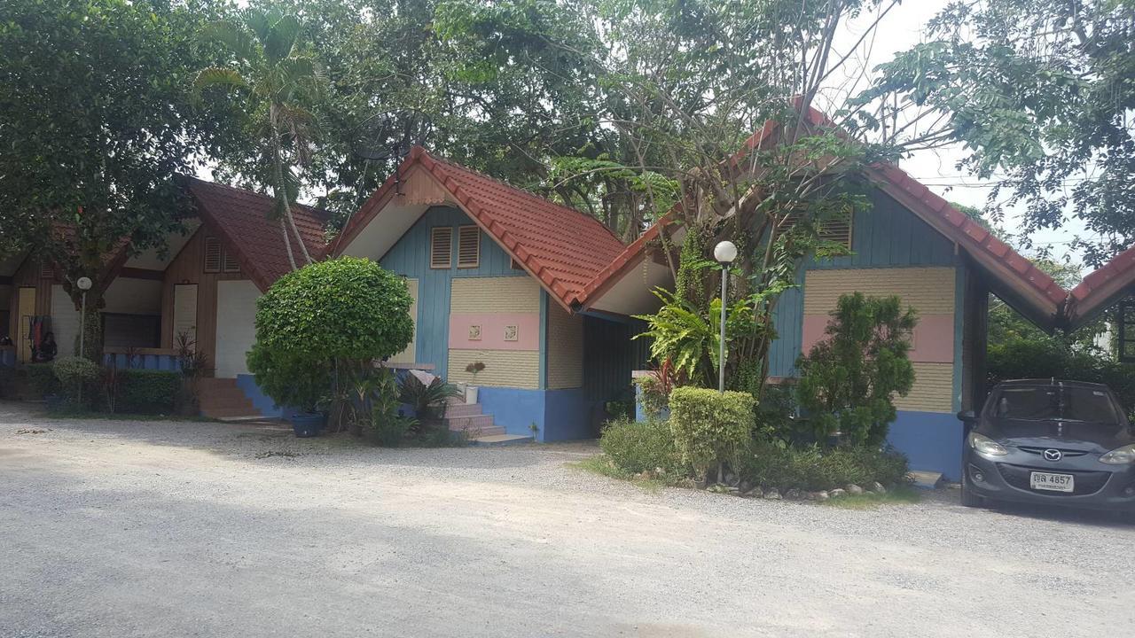 Haad Somboon House Otel Bang Saphan Dış mekan fotoğraf