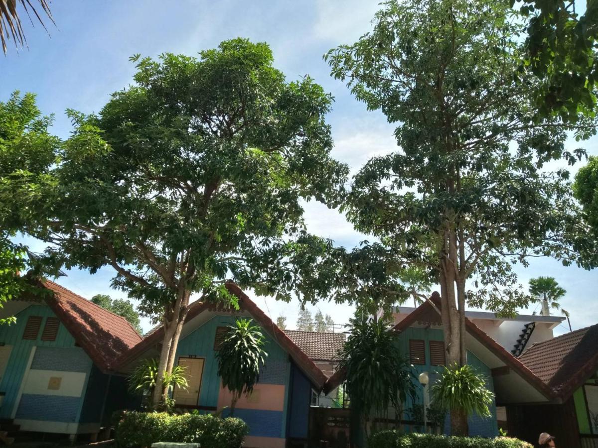 Haad Somboon House Otel Bang Saphan Dış mekan fotoğraf