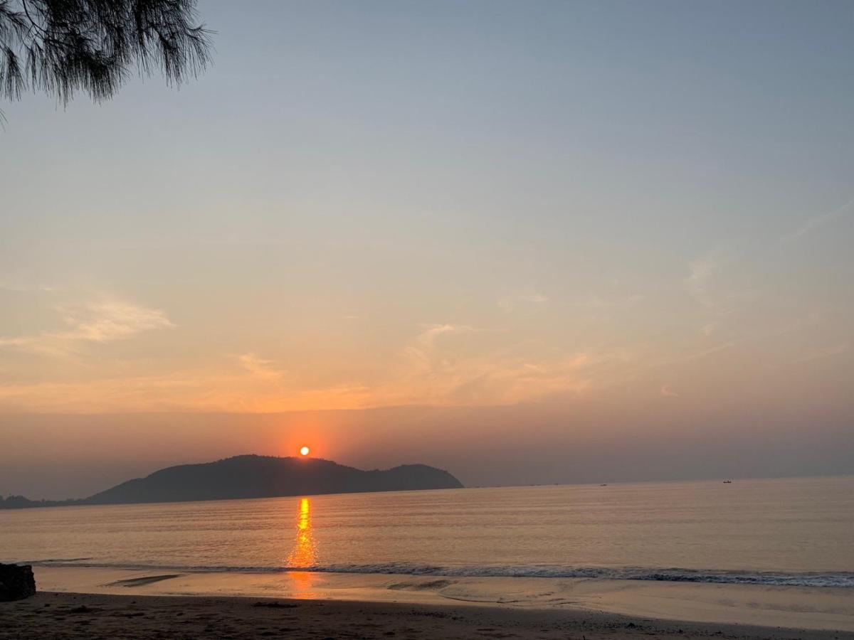 Haad Somboon House Otel Bang Saphan Dış mekan fotoğraf
